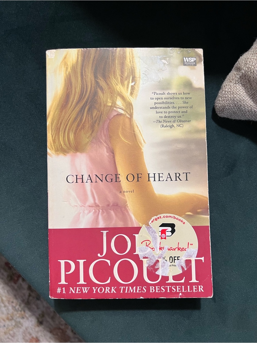 Change of Heart by Jodi Picoult - Pink & Cream Paperback
